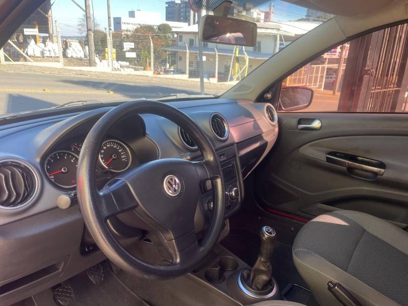 VOLKSWAGEN - GOL - 2010/2010 - Vermelha - R$ 37.900,00