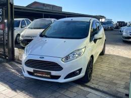 FORD - FIESTA - 2015/2015 - Branca - R$ 54.900,00
